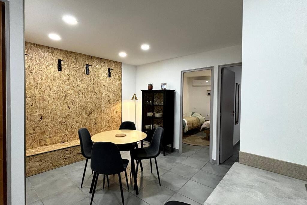בדואן Tres Bel Appartement Climatise - Chez Tom Et Anna מראה חיצוני תמונה